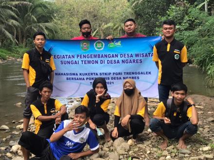 Pengembanga Wisata Sungai Temon bersama Mahasiswa KKN STKIP PGRI Trenggalek